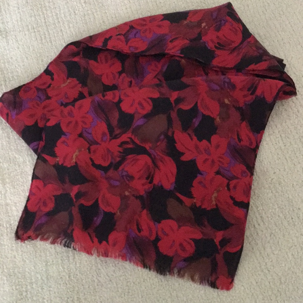 Elaine Gold silk scarf